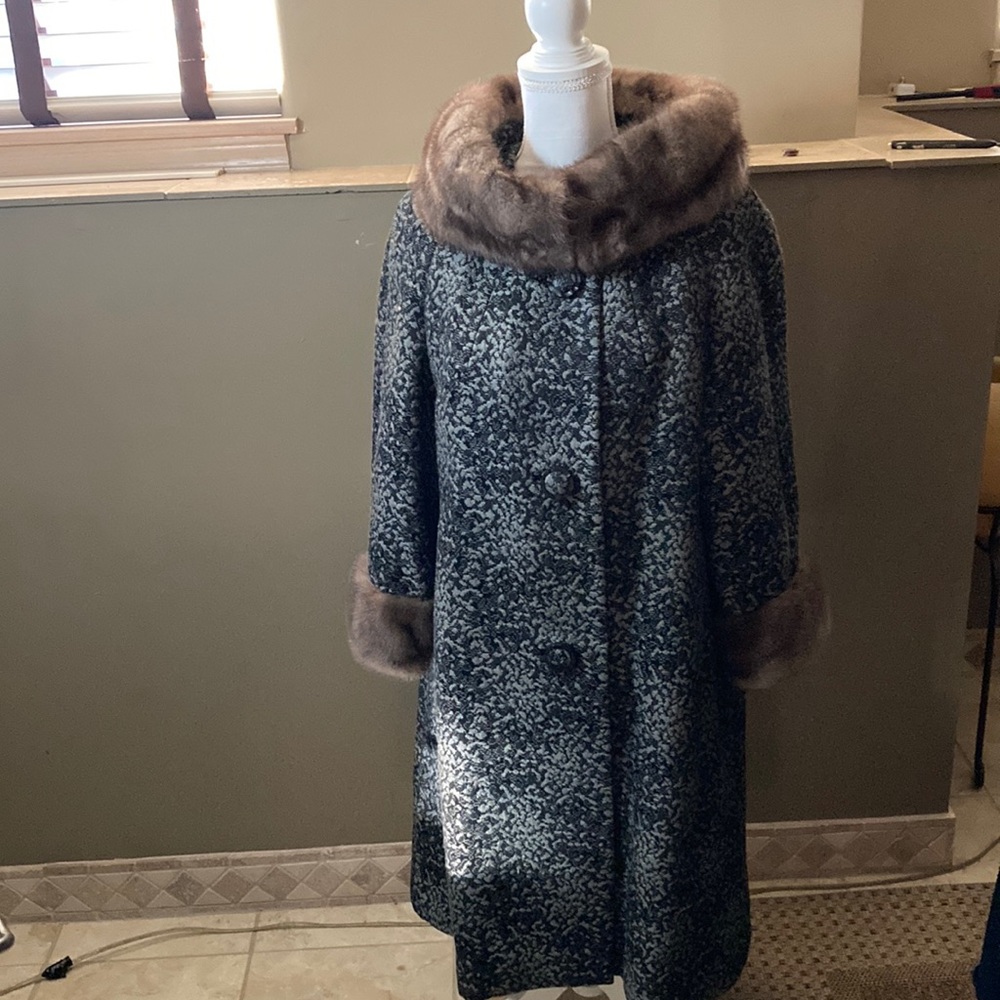 This is also a vintage cote well designed union made